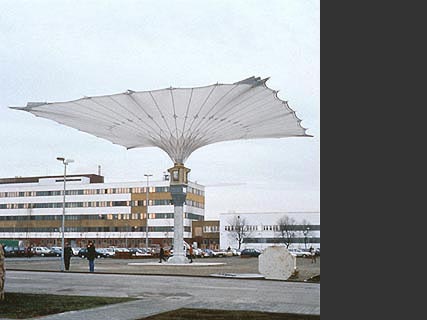 Giant folding sunshade, 530 sq. metres surface area