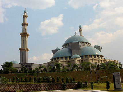 Kuppeln der Masjid Wilayah Moschee, Kuala Lumpur, Malaysia